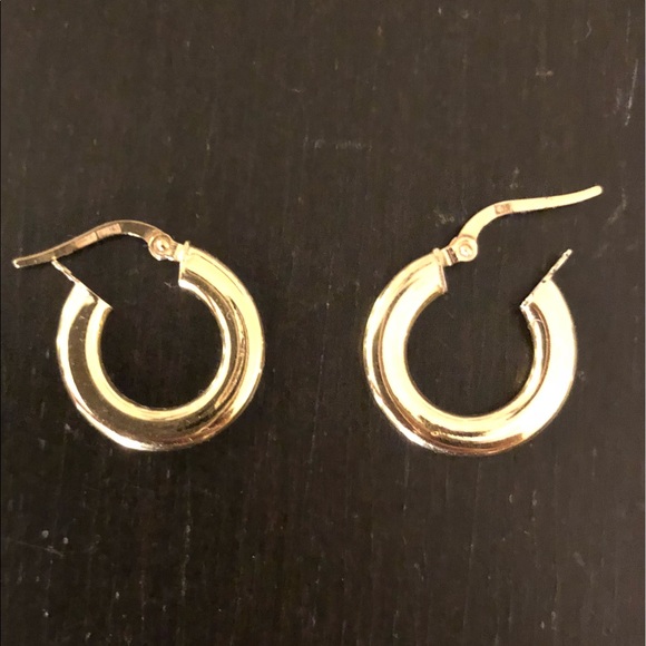 Jewelry Small 14k Gold Hoop Earrings Made In Italy Poshmark